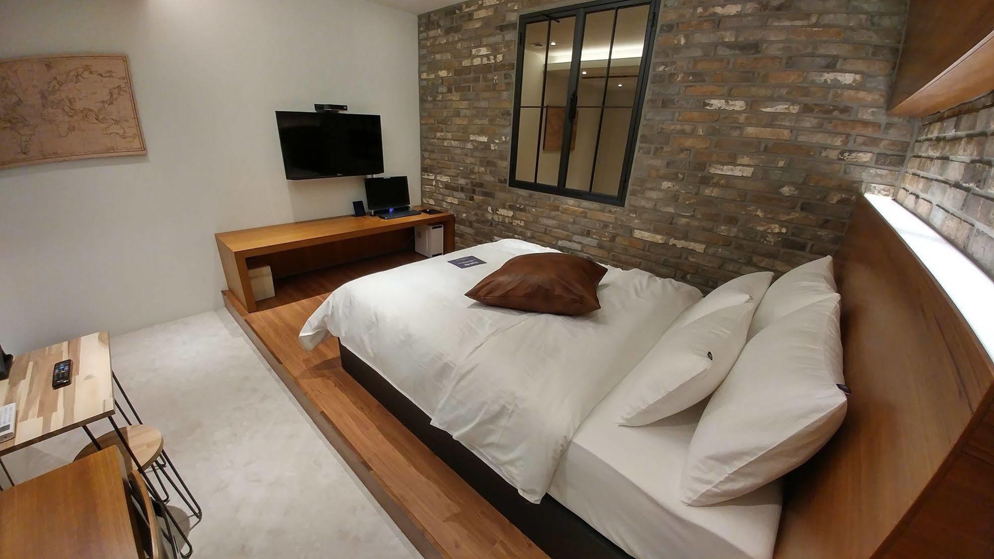 Hotel Yaja Jungwang Siheung Esterno foto