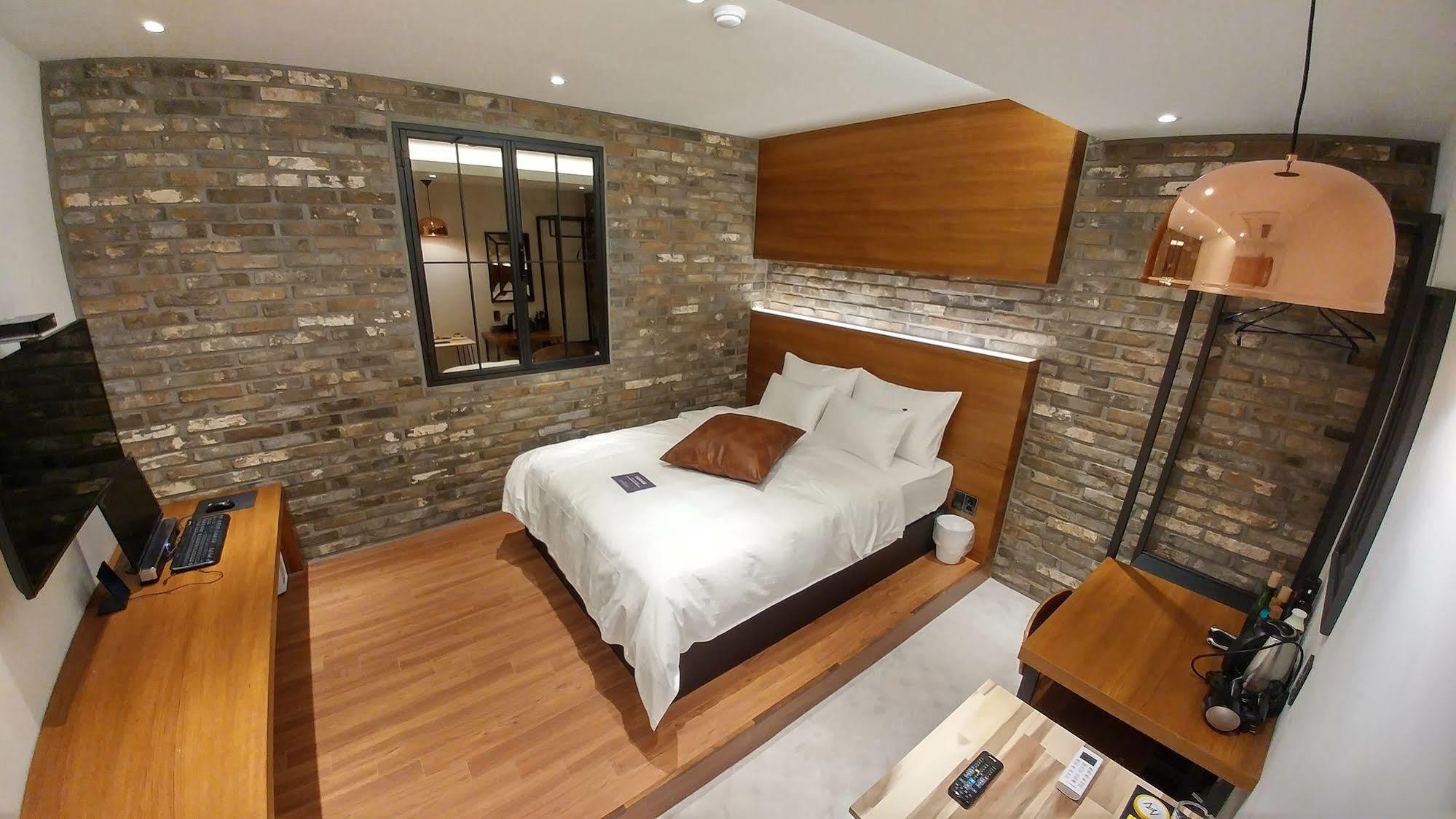 Hotel Yaja Jungwang Siheung Esterno foto